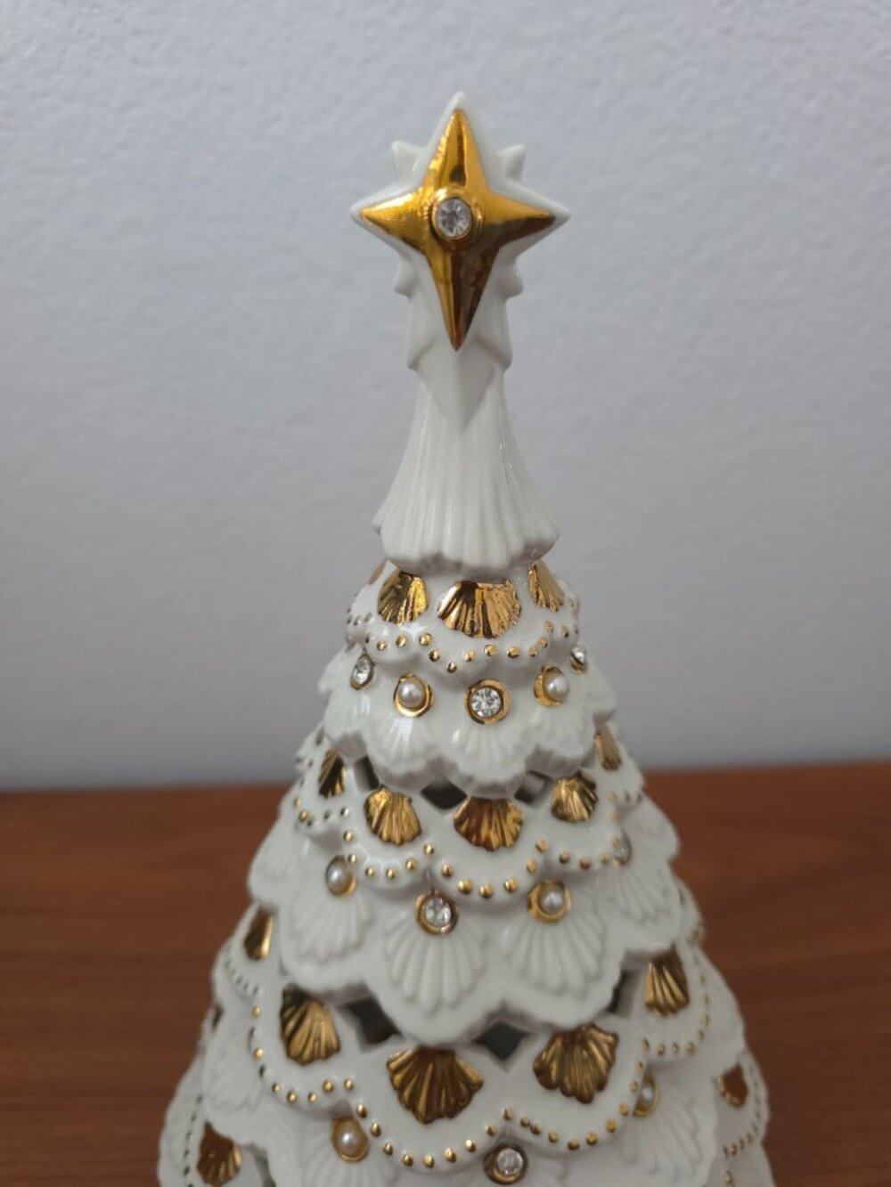 Lenox FLORENTINE & PEARL Lit Porcelain Christmas Tree 24k Gold Accents Box & COA - Picture 4 of 10